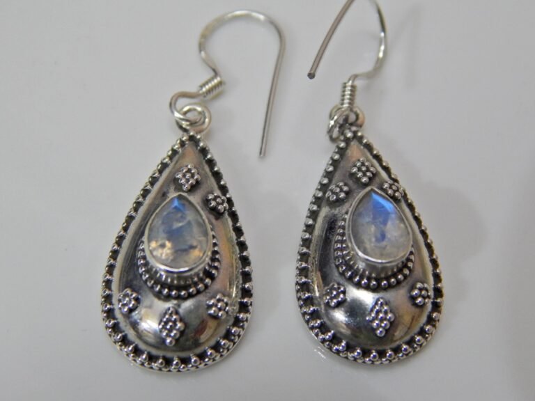 Natural Moon stone Earring ,925 Sterling Silver Jewelry earring with gemstone moonstone Earring faceted for Girls & Women Gift Item E0646-GS