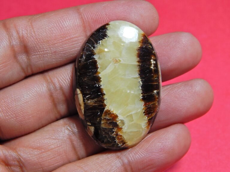 Natural Large AAA quality Natural Septarian Oval cabochon top quality 50 carat Septarian cab L0004-GS