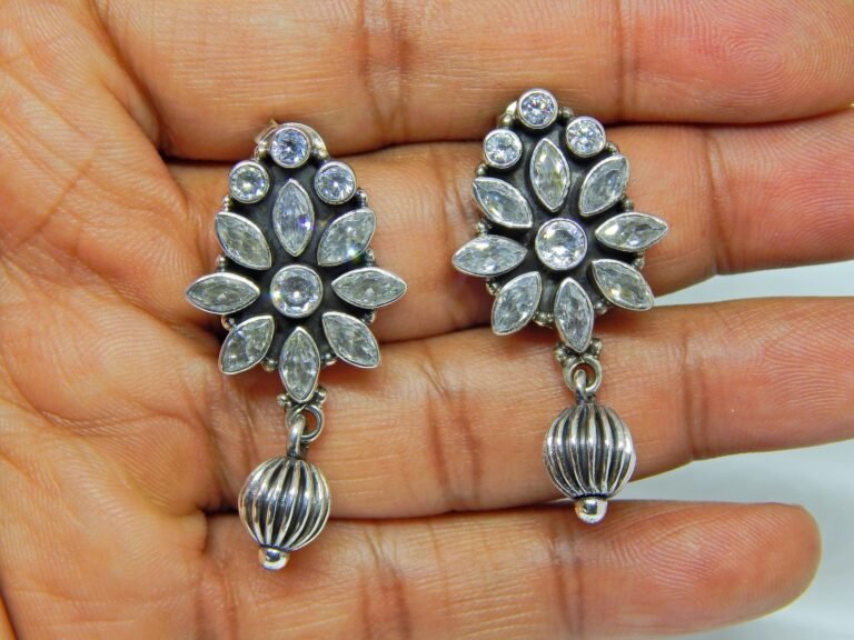 Vintage CZ Earring Studs in 925 Sterling Silver Boho Earrings Cubic Zirconia Studs Wedding Jewelry Silver Studs Gift For Her Drop Earrings E0606-GS