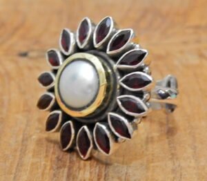 Natural Garnet, Fresh Water Pearl Ring-925 Sterling Silver Jewelry ring with gemstone garnet faceted for Girls & women gift item R0255-GS