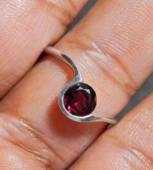 Natural Garnet Ring , Solitaire Ring , Engagement Rings , January Birthstone , Dainty Ring , Promise Ring , Anniversary Ring , Gift For Her R0294-GS
