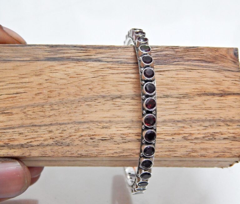 Natural Garnet bangle, Silver jewelry,925 Sterling Silver Bangle, Gift, Handmade Bangle, Gemstone Bangle-Size 2-4 gift for her B0045-GS
